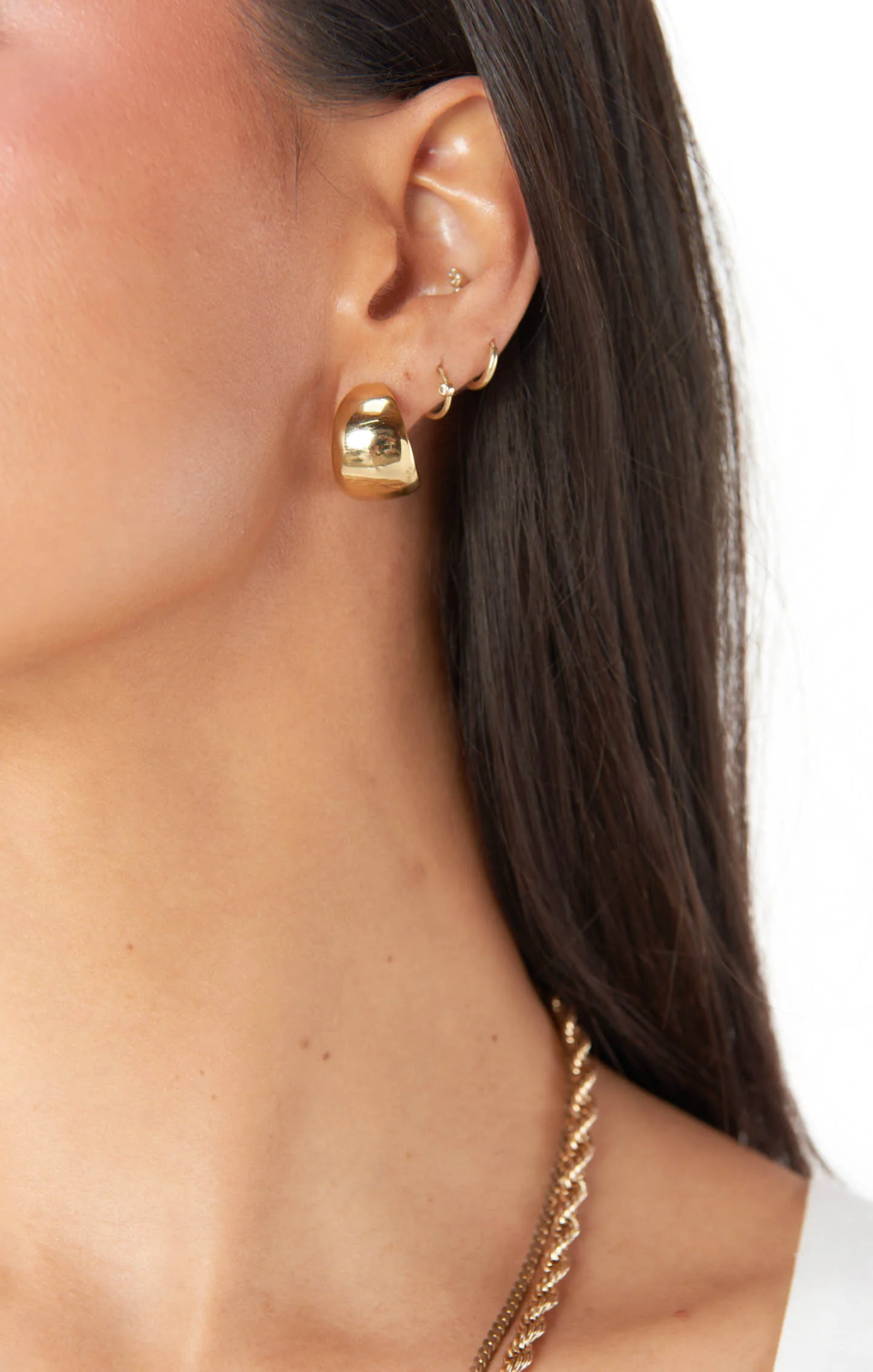 Faithy Jewels Mini Lucy Hoop Earrings ~ Gold