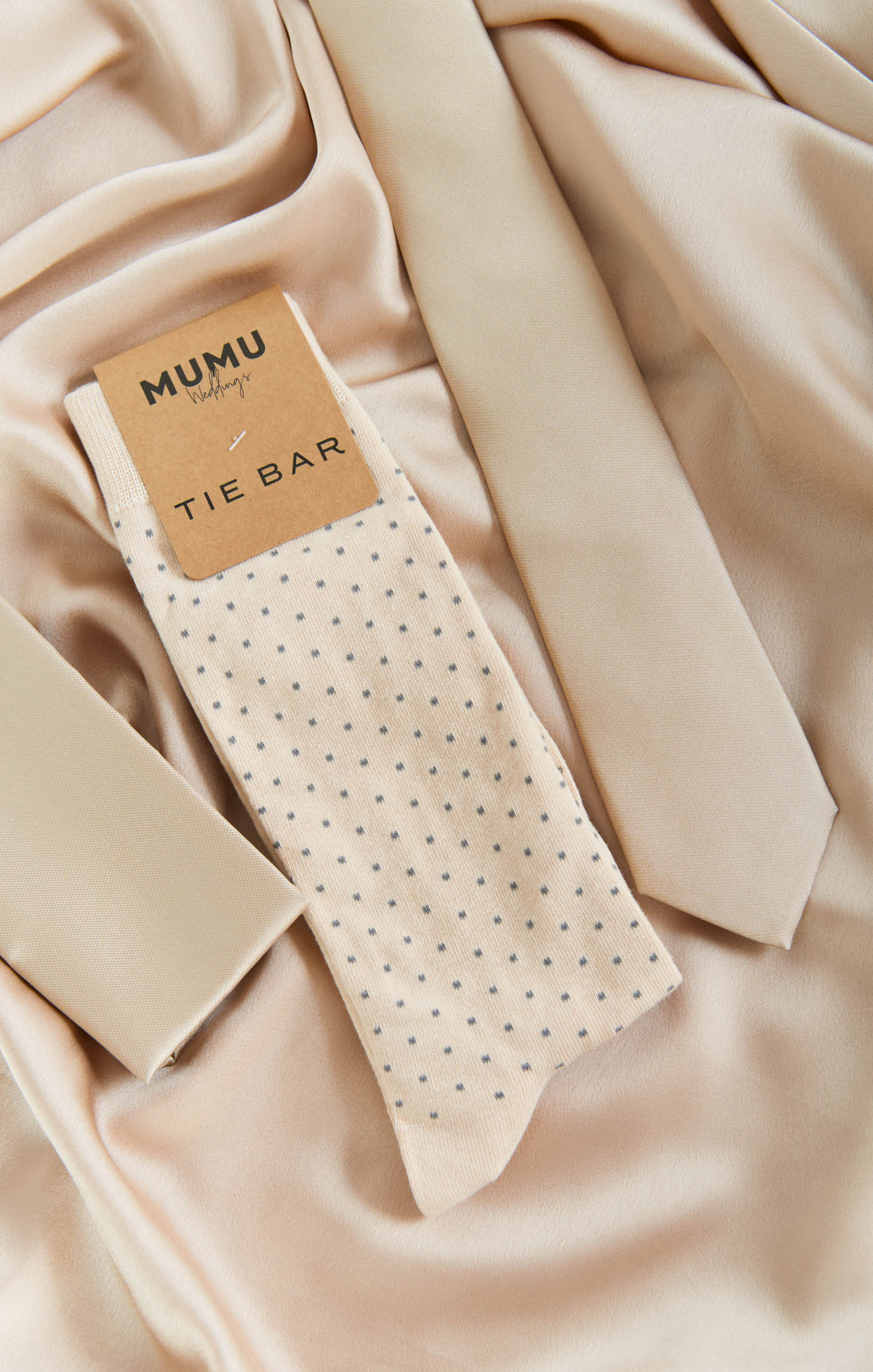 Mumu Weddings x Tie Bar Gift Box ~ Champagne Solid