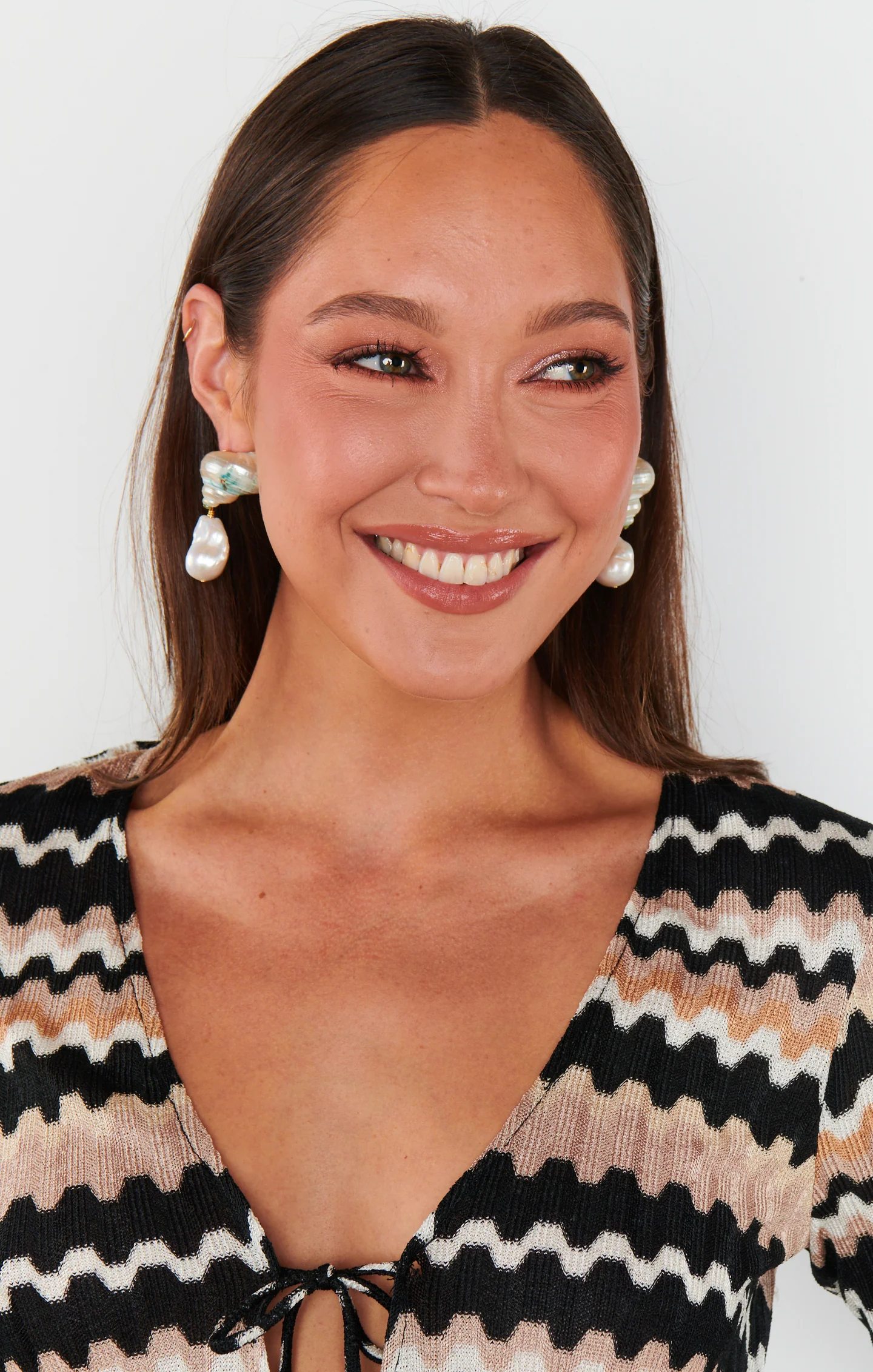 Frasier Sterling Saint Lucia Earring ~ White