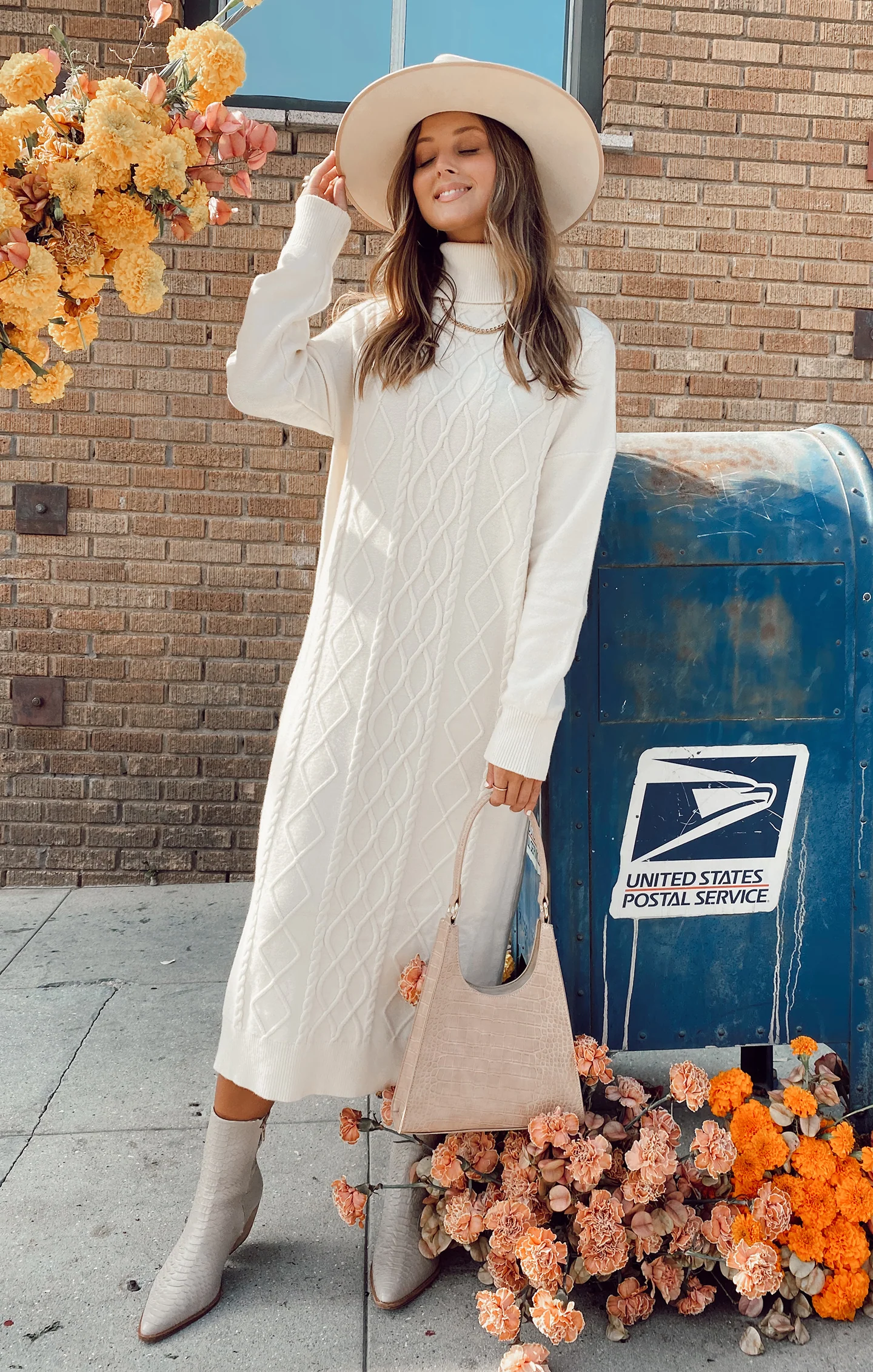 Urban Midi Dress ~ Cream Knit