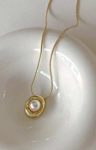 Tilly Necklace ~ Gold