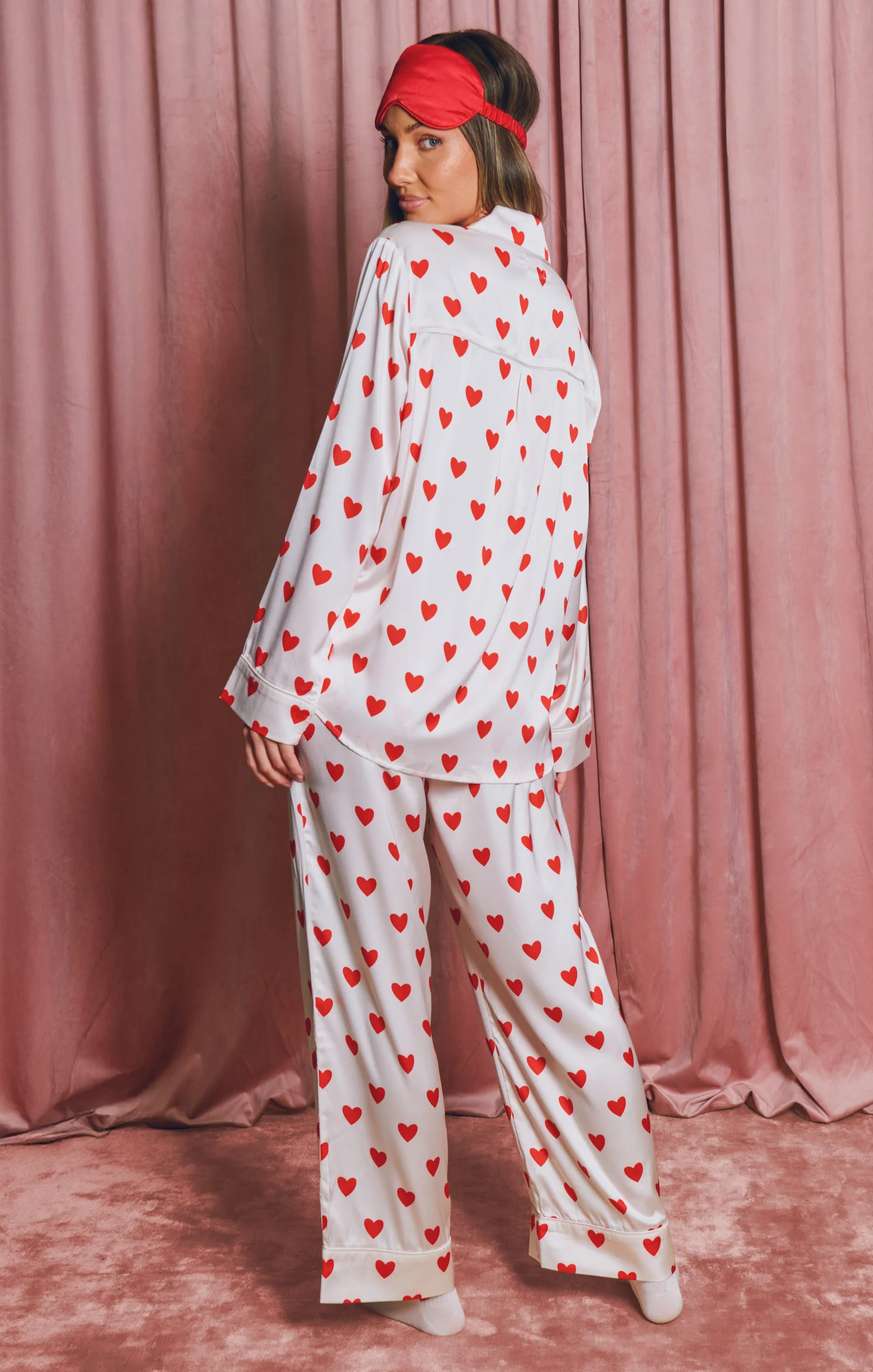 Classic PJ Set ~ Queen of Hearts Silky