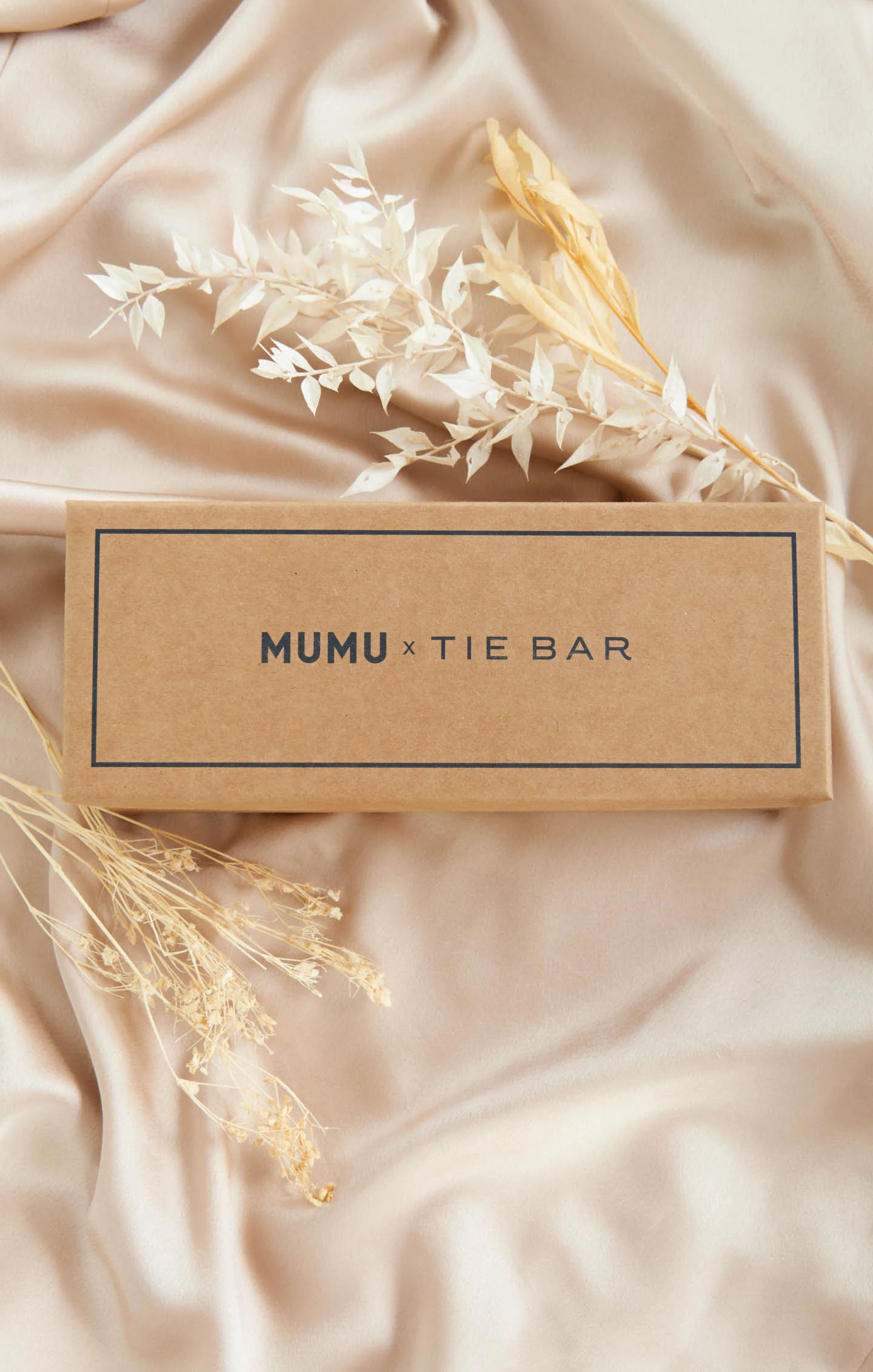 Mumu Weddings x Tie Bar Gift Box ~ Champagne Solid