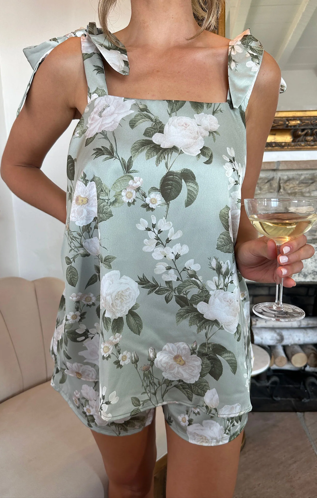 Makeup Tank ~ Secret Garden