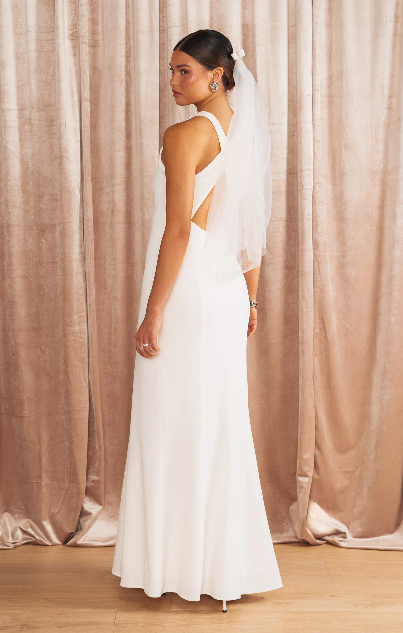 Stunning Maxi Dress ~ White Stretch