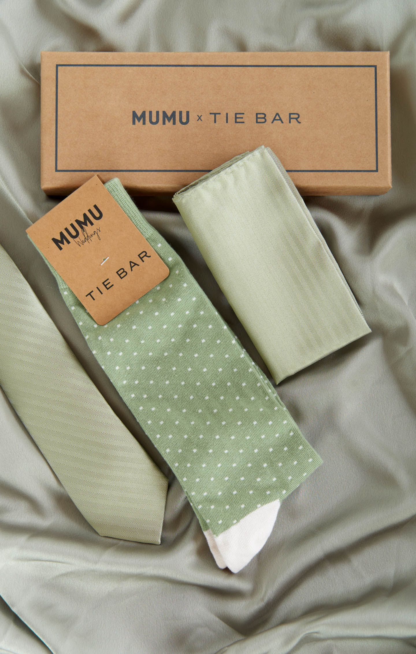 Mumu Weddings x Tie Bar Gift Box ~ Moss Green Solid