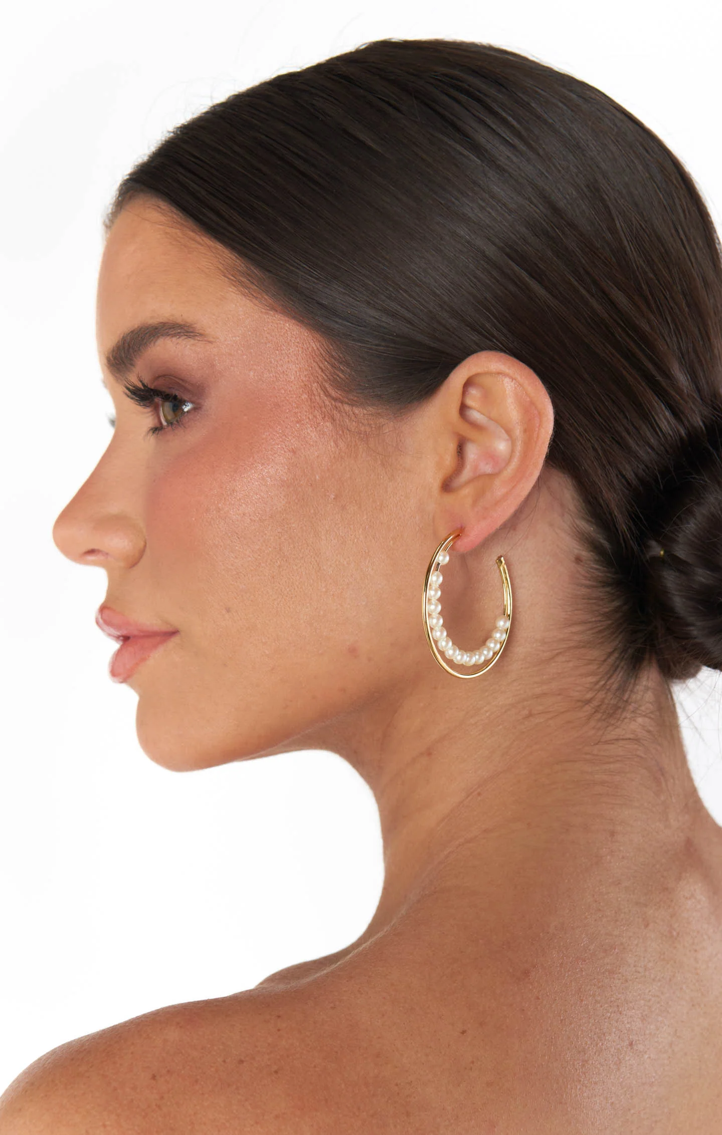 Faithy Jewels Tori Hoop ~ Gold/Pearl