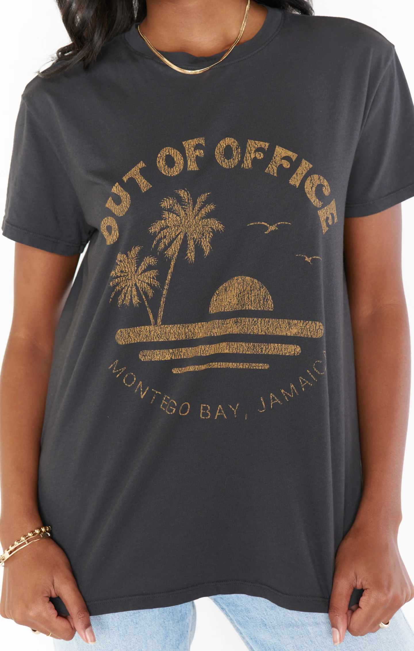 Thomas Tee ~ Out Of Office Graphic