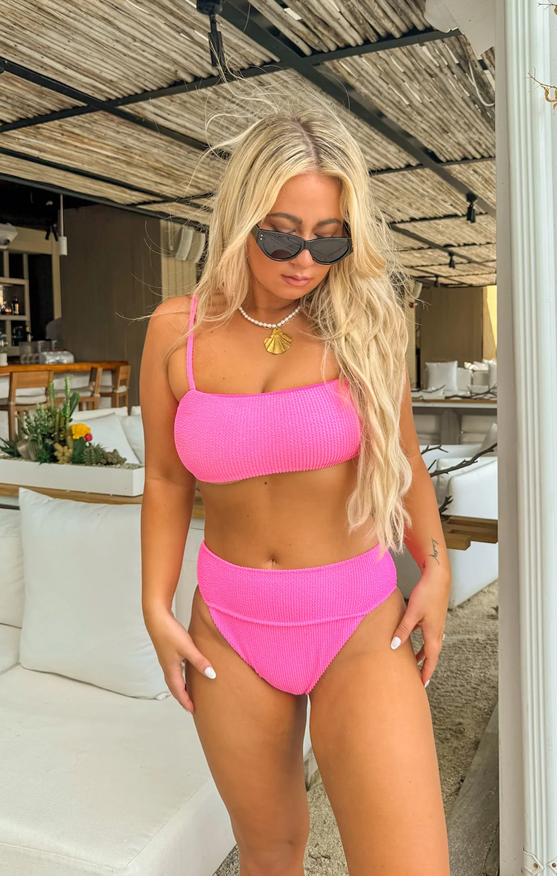 Del Rey Bottom ~ Ultra Pink Scrunch