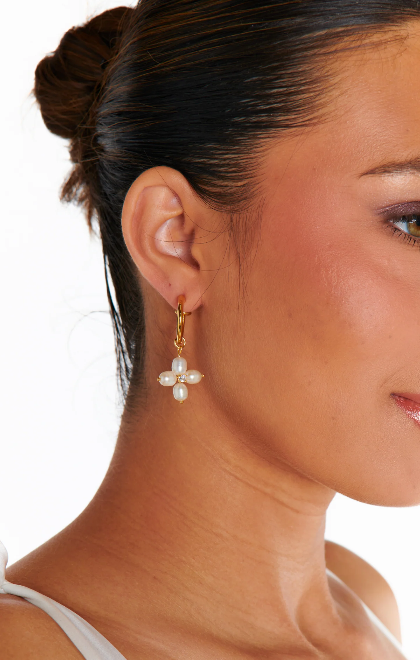 Vanessa Mooney The Lana Pearl Earrings ~ Pearl/Gold