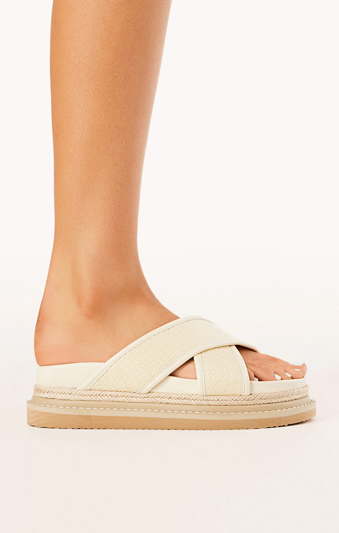 Billini Aysha Platform Sandal ~ Cream Raffia