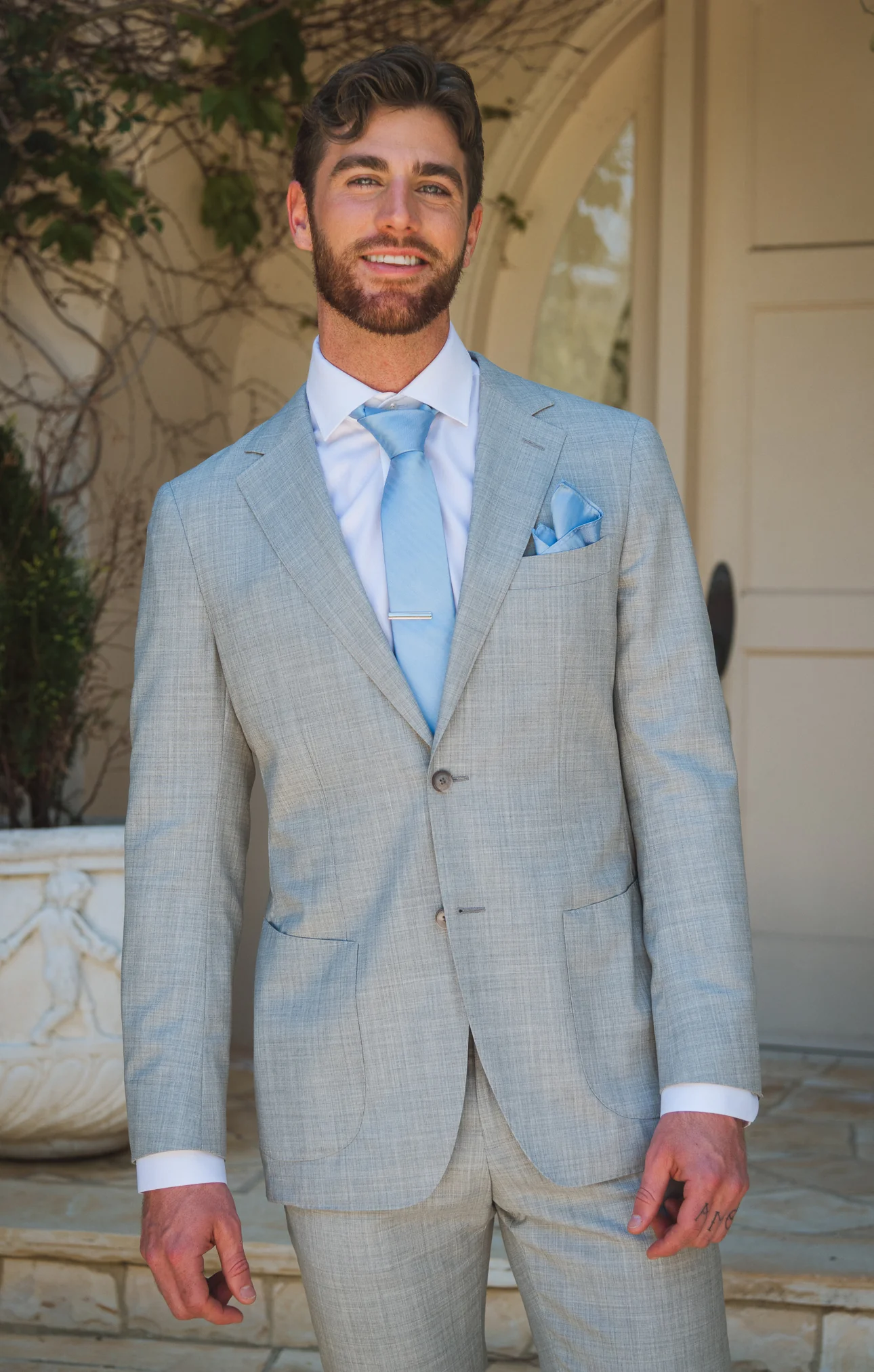 Nico Neck Tie ~ Baby Blue