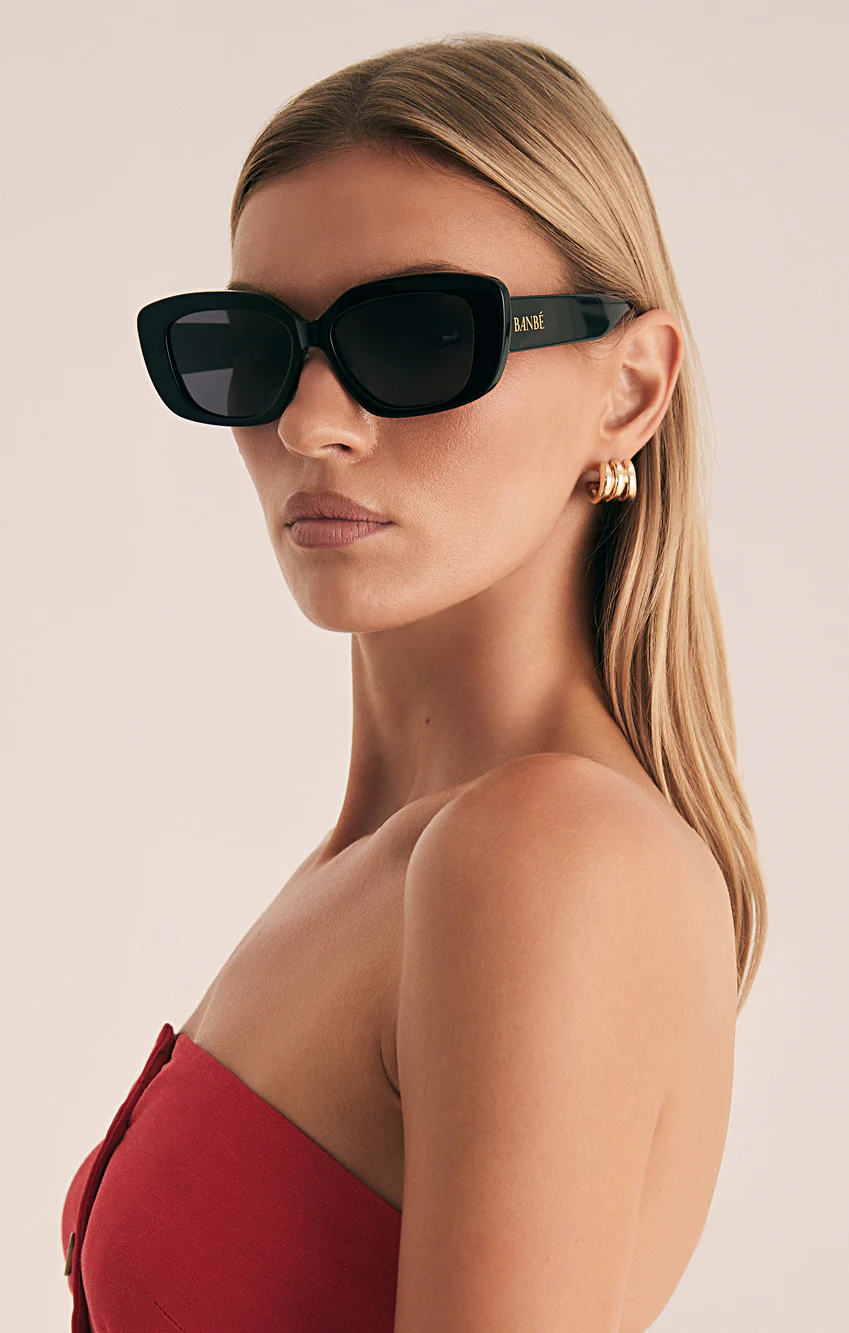 Banbé Eyewear The Illiana Sunglasses ~ Black
