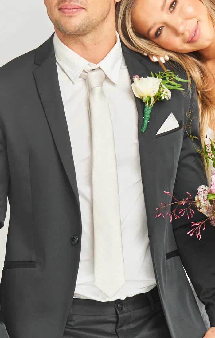 Nico Neck Tie ~ Show Me The Ring Solid