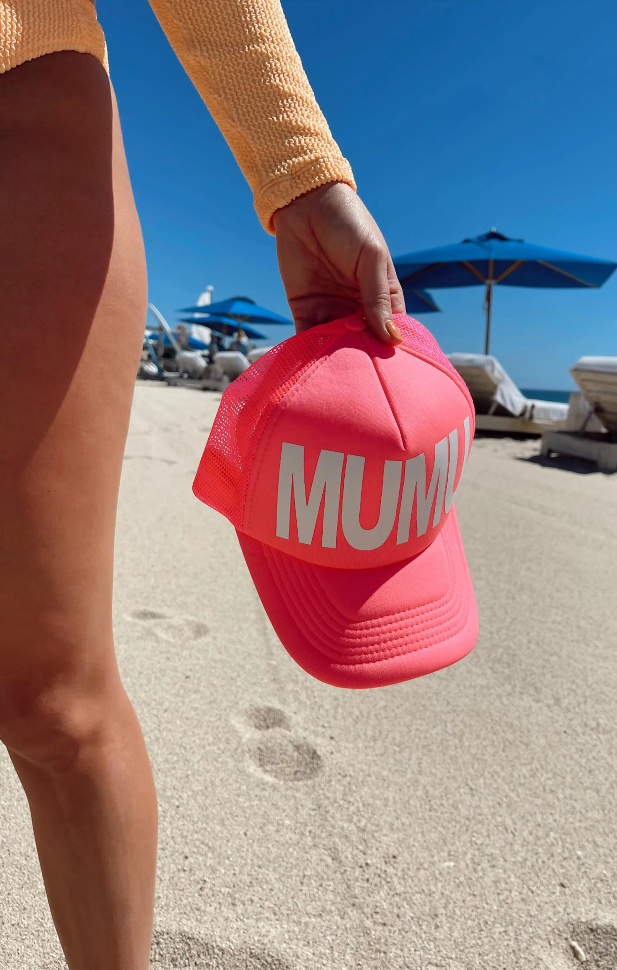 MUMU Trucker Hat ~ Neon Pink