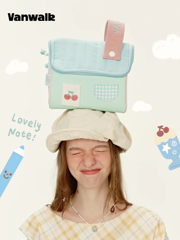 Vanwalk Cherry House Portable Makeup Pouch