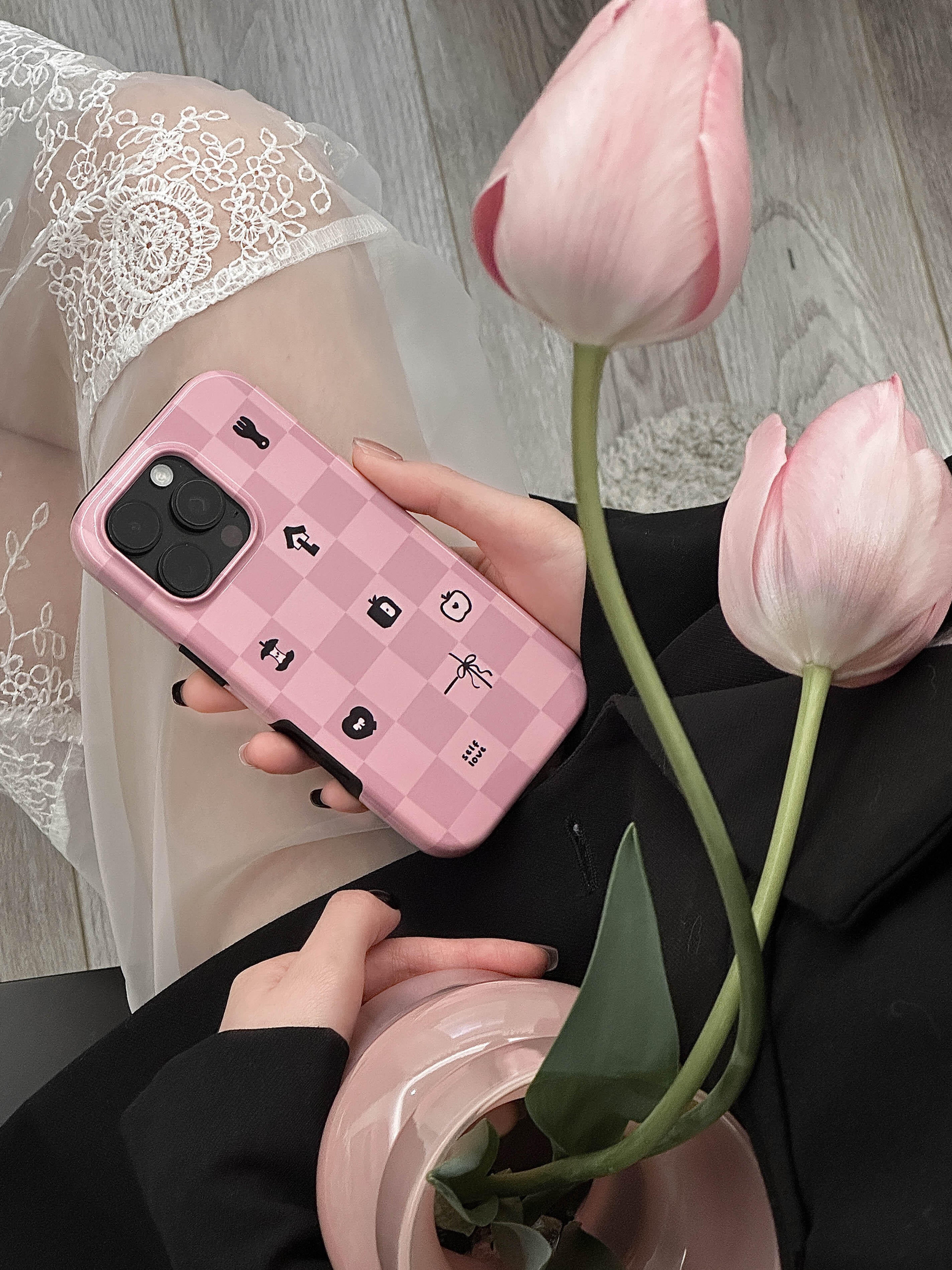 Mist Pink Checkered Print Double Layer Phone Case