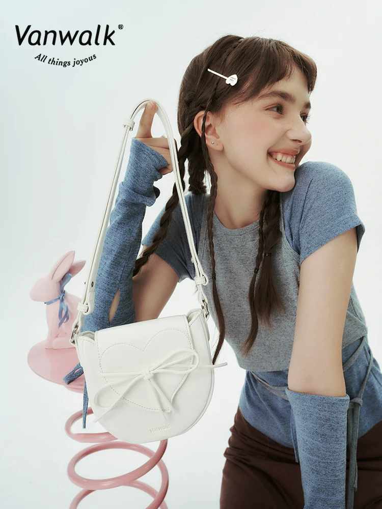 Heart Strap Flap Shoulder Bag