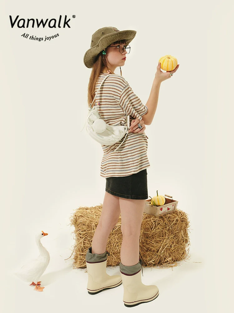 Bent Moon Shoulder Bag