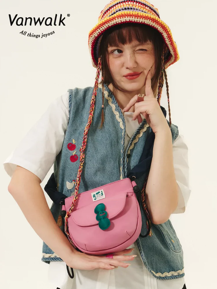 Spring Pasture Pleated Shoulder Bag