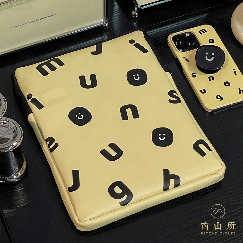 11 inch Smile Face iPad Bag