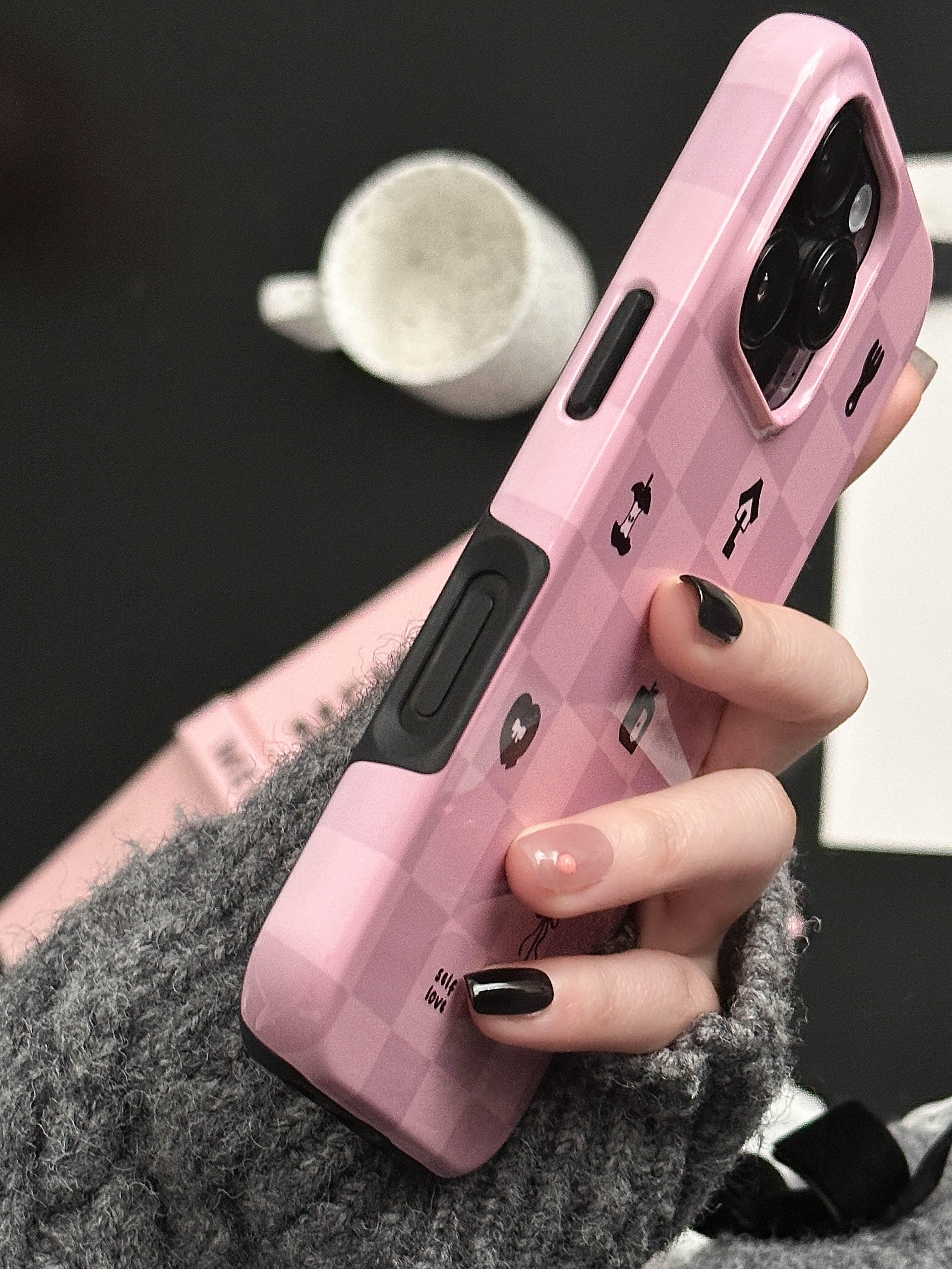 Mist Pink Checkered Print Double Layer Phone Case