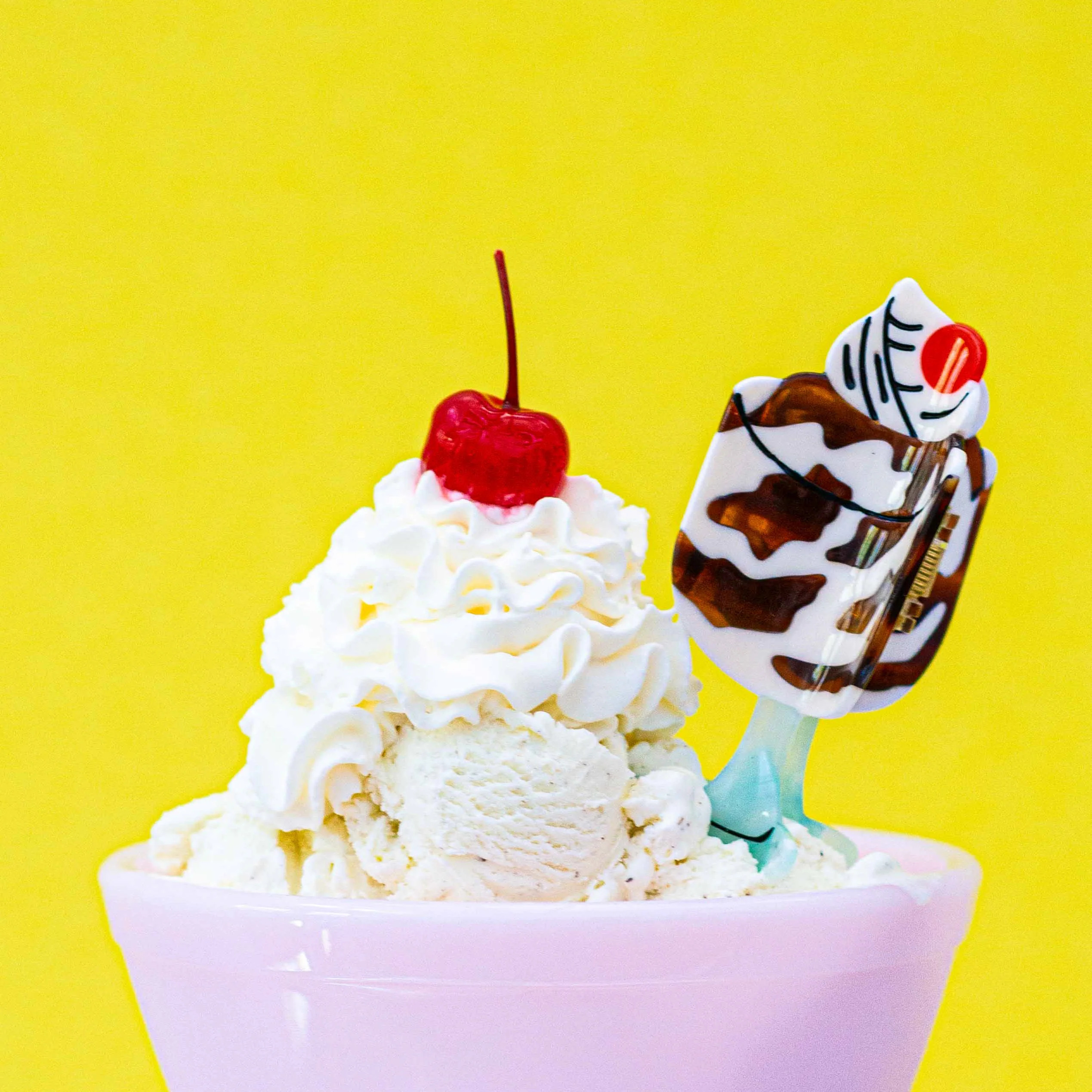 Midi Sundae Hair Claw Clip