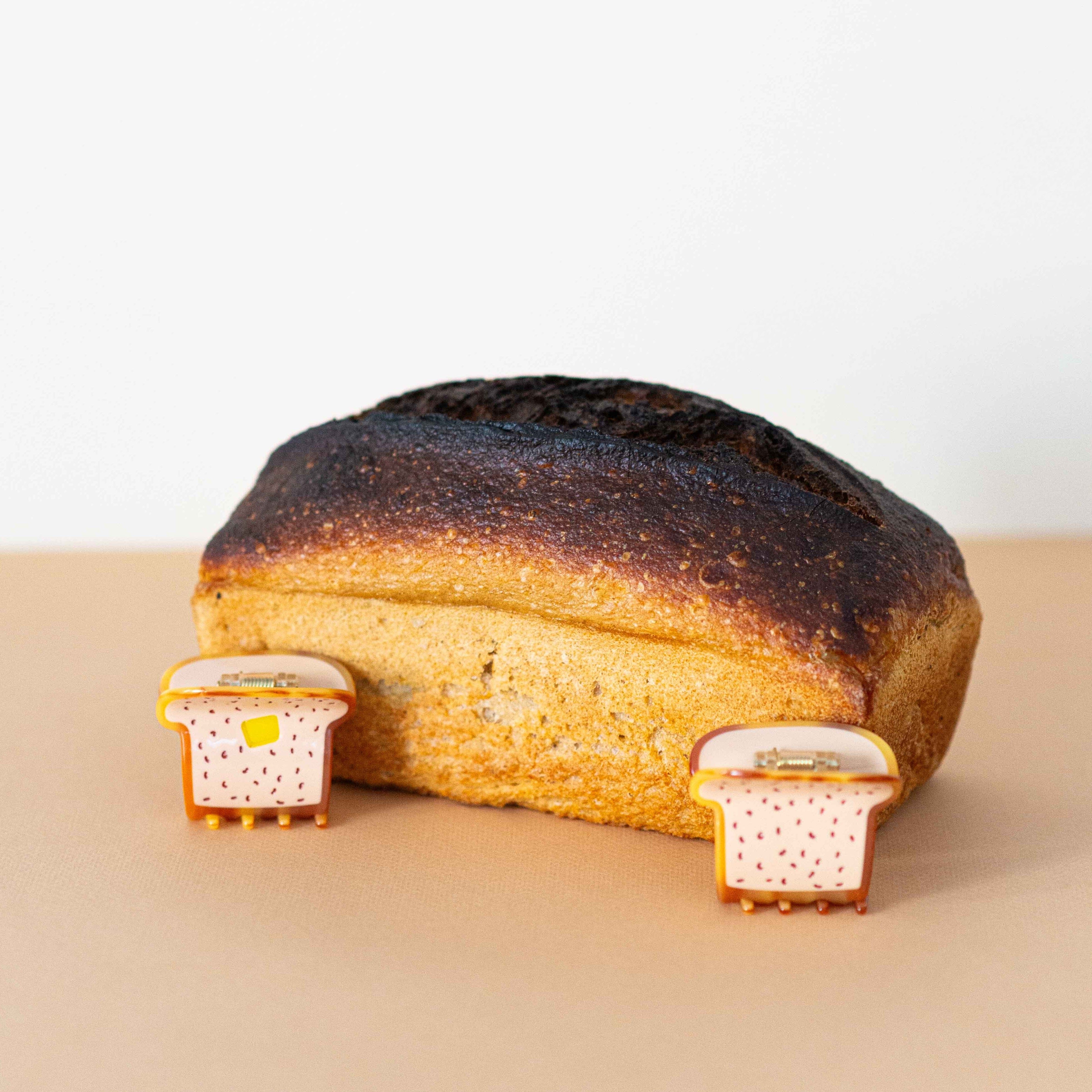 Midi Toast Hair Claw Clip