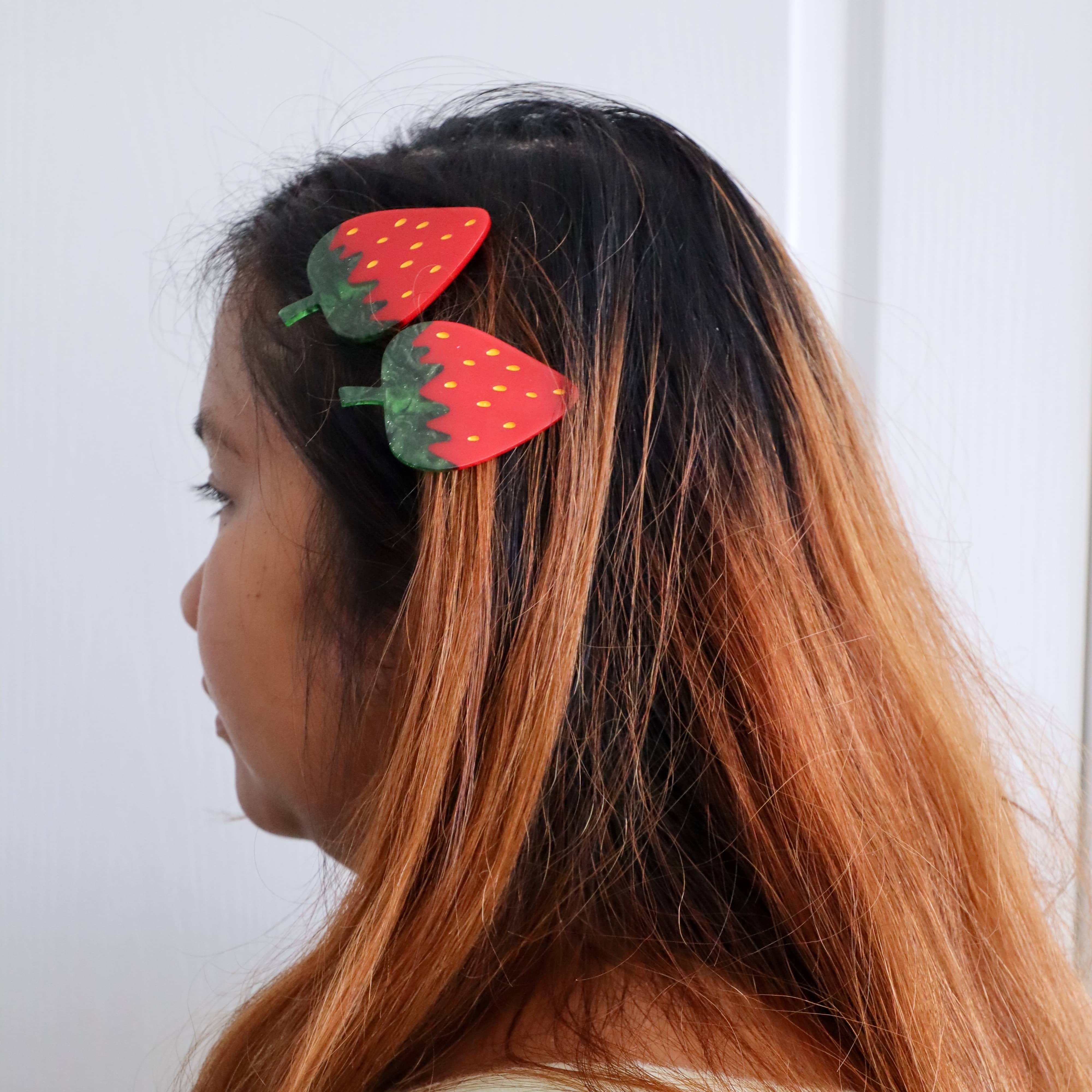 Strawberry Alligator Hair Clip Set