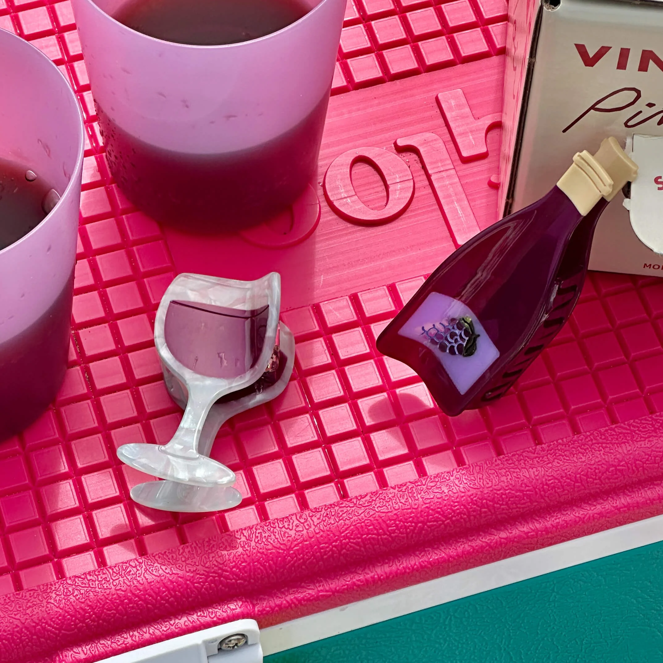 Midi Red Wine Glass Hair Claw Clip