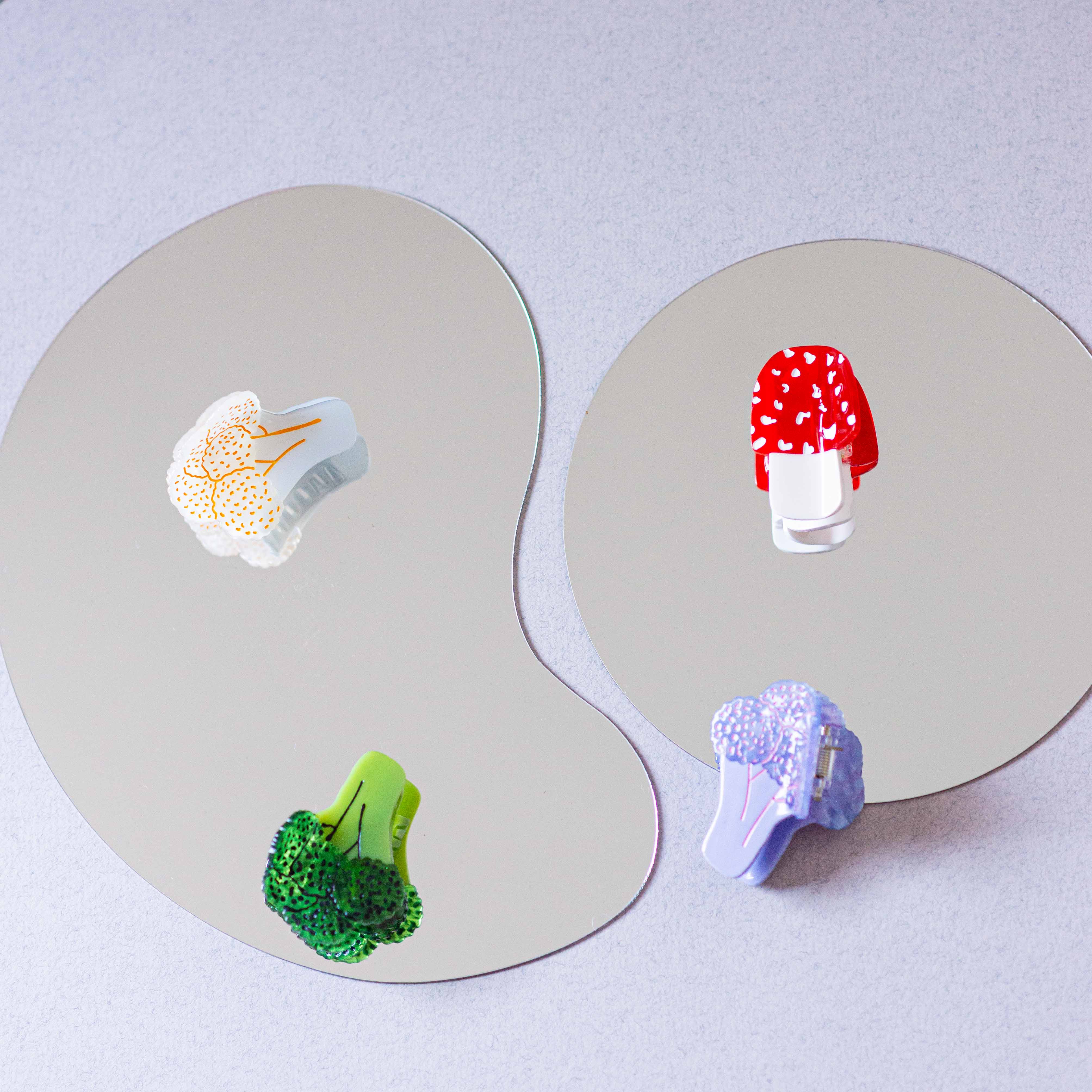 Midi Cauliflower Hair Claw Clip