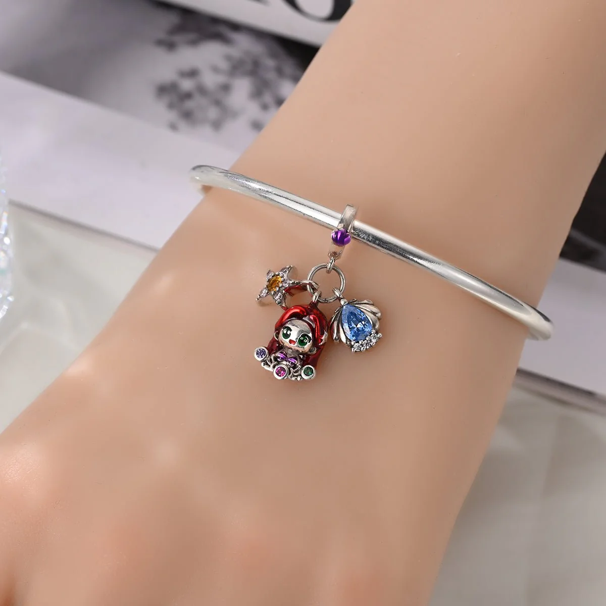 Ariel with Red Hair, Starfish, & Seashell Dangle Charm