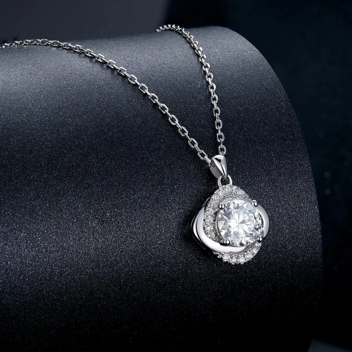 Pangama Moissanite Halo Necklace