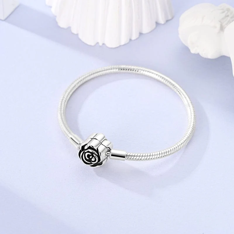 Rose in Bloom Clasp Snake Chain Bracelet