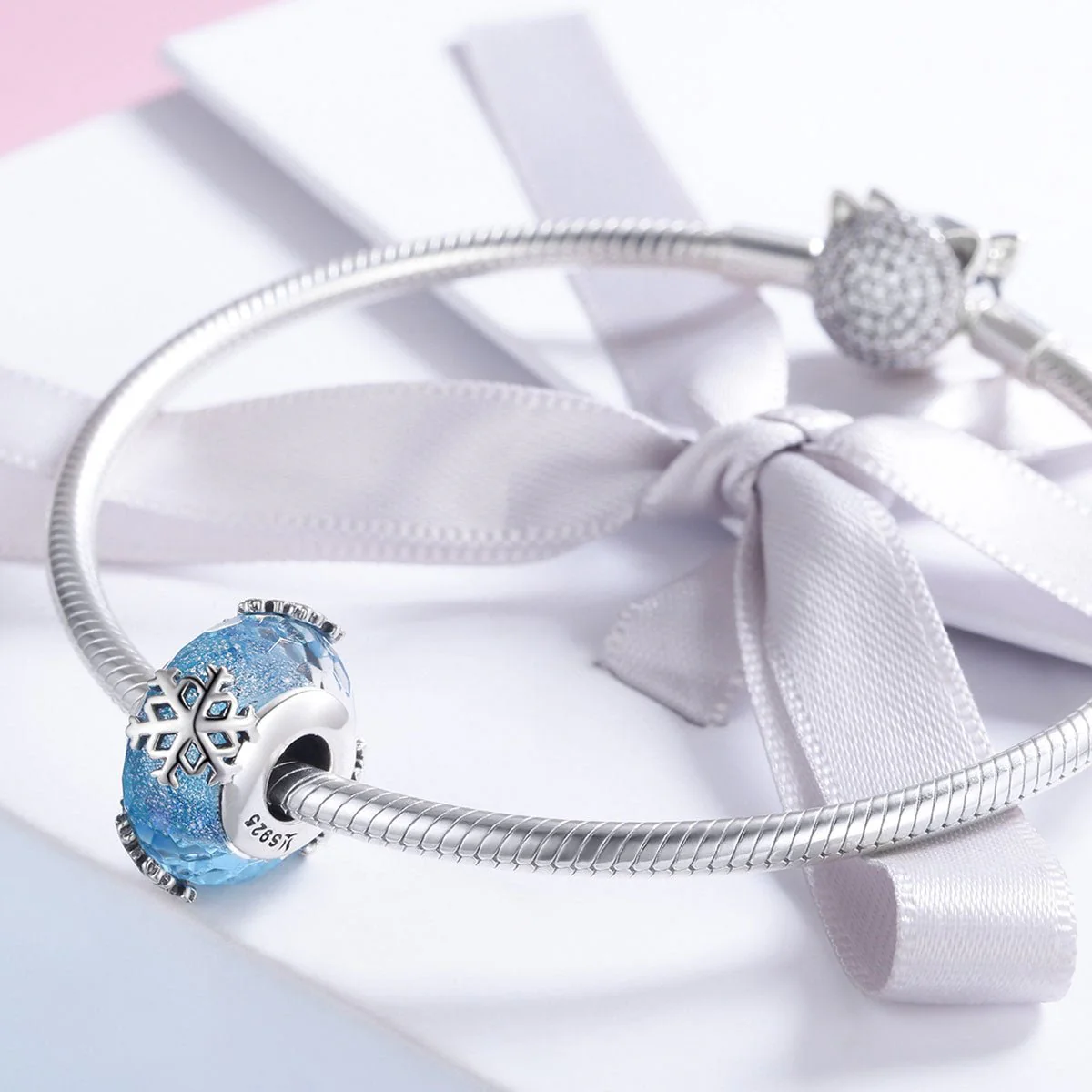 Winter Blue Snowflake Murano Charm