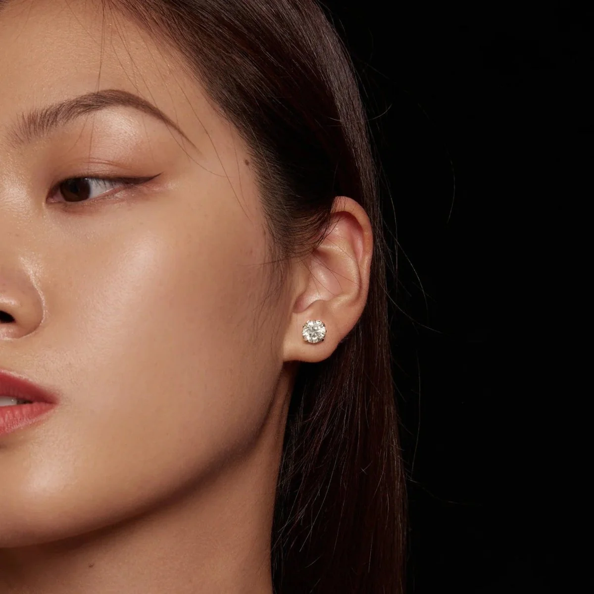 Pangama Moissanite Stud Earrings