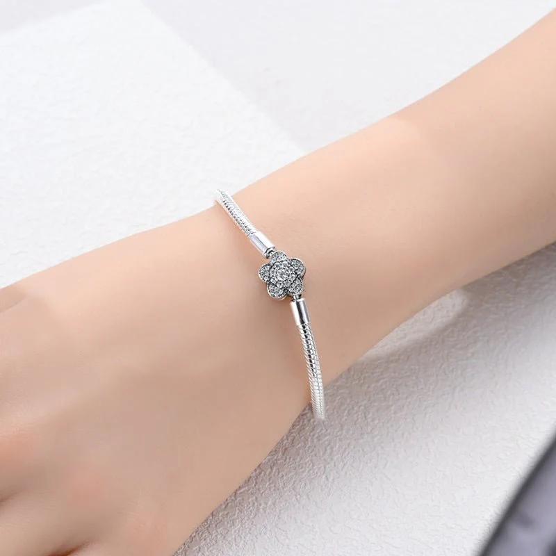 Sparkling Floral Charm Bracelet