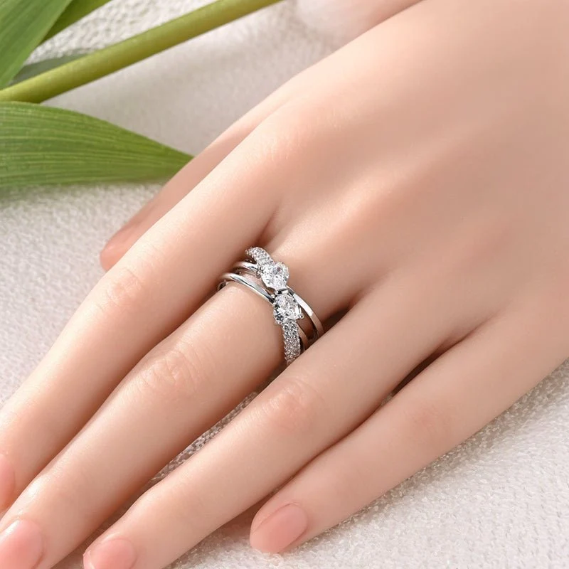 Sparkling Double Heart-Shaped Stone Bow Ring