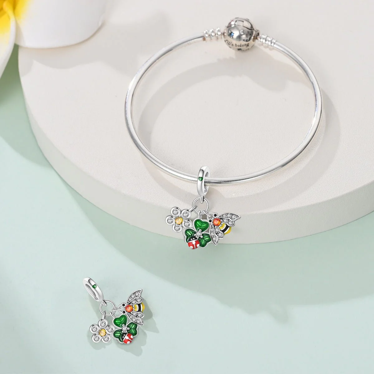 Spring Blooms Dangle Charm