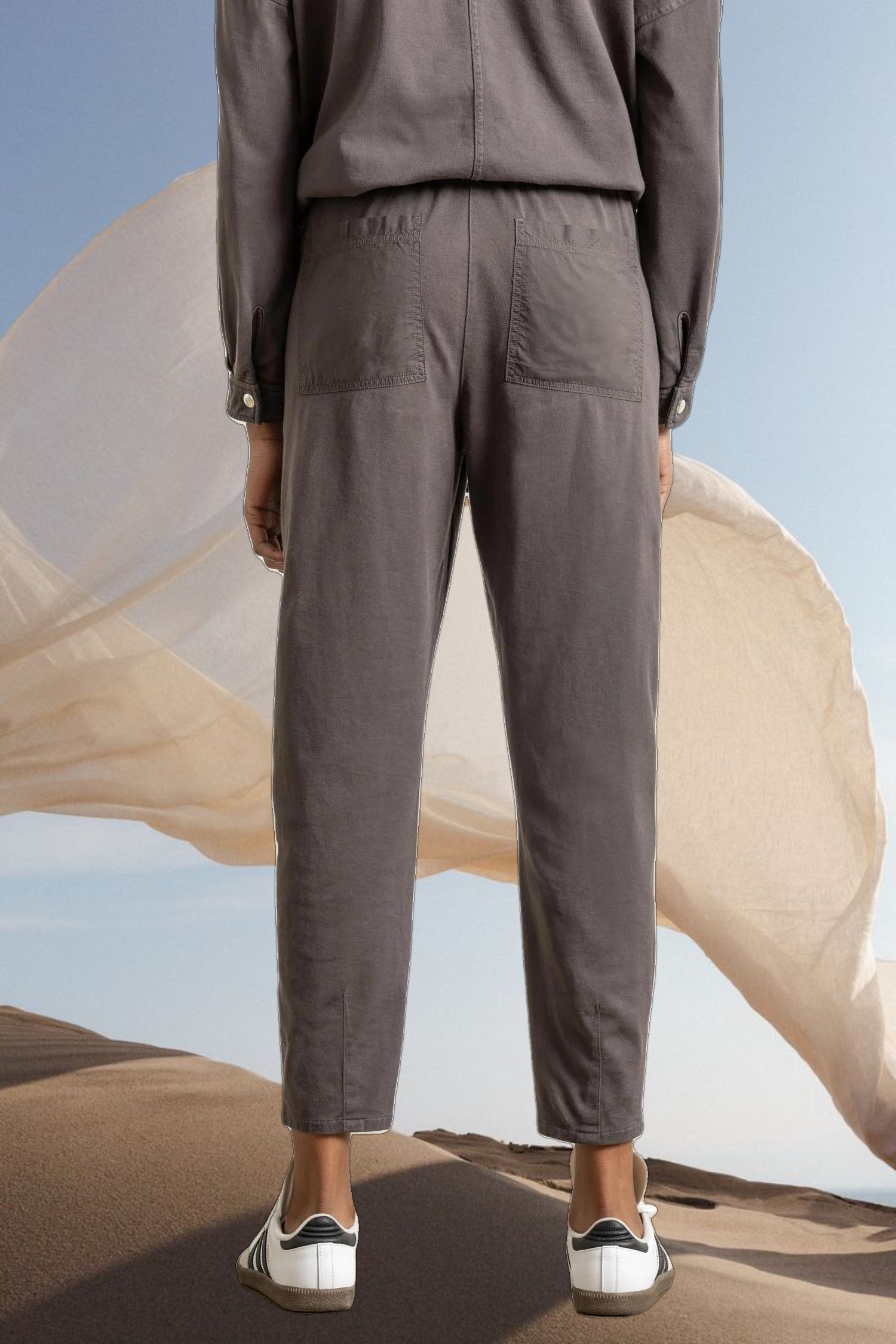 Barrel Leg Ankle Pant