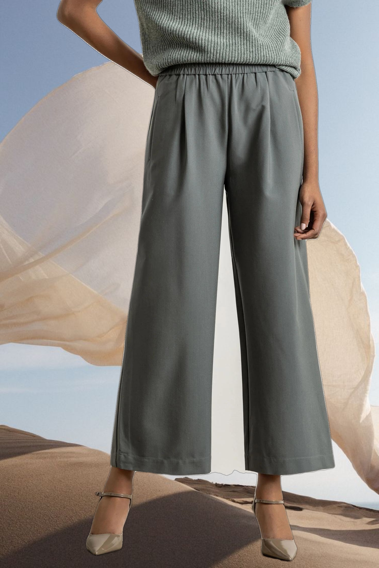 Wide Leg Pull On Pant