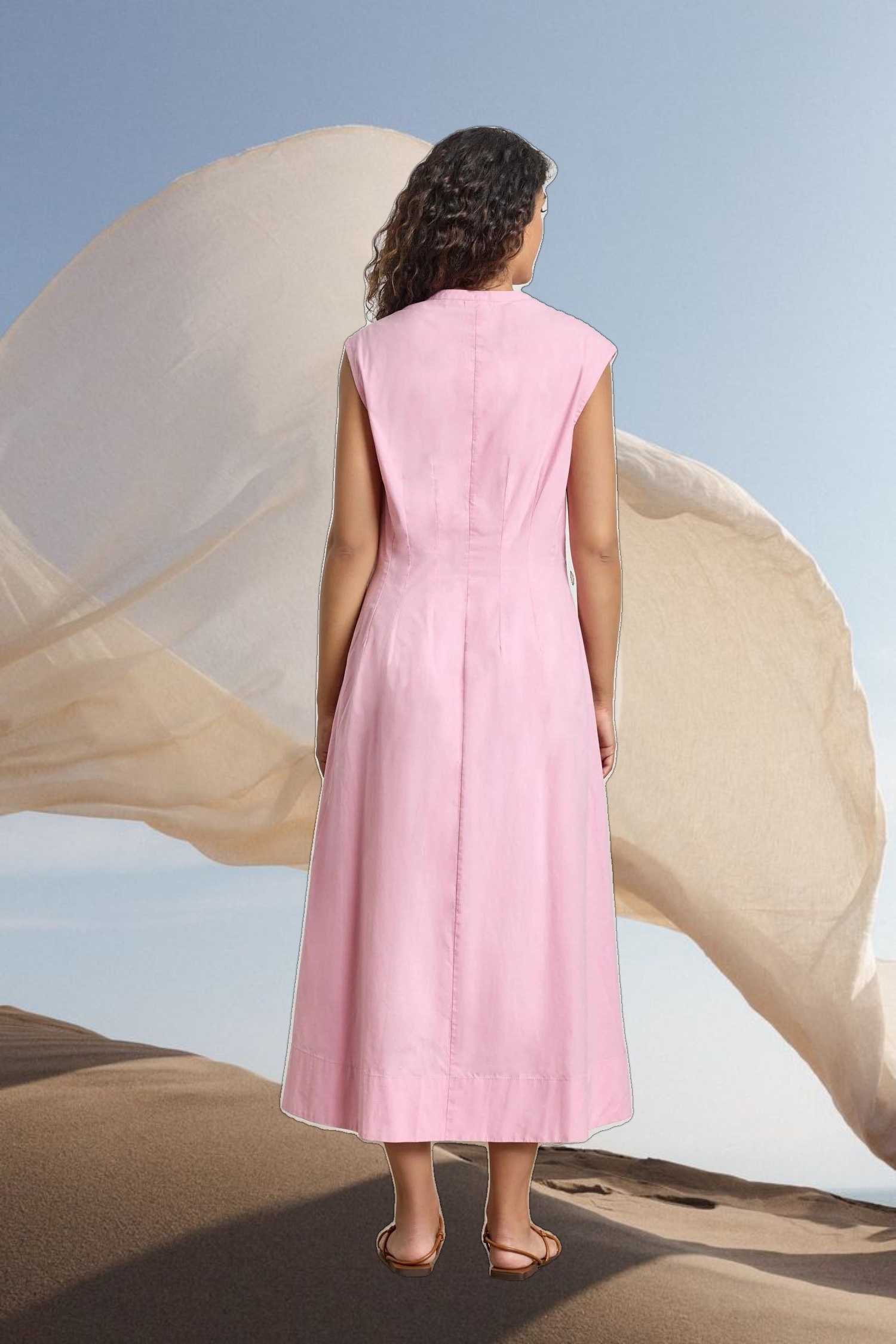 Sleeveless Seamed Maxi Dress