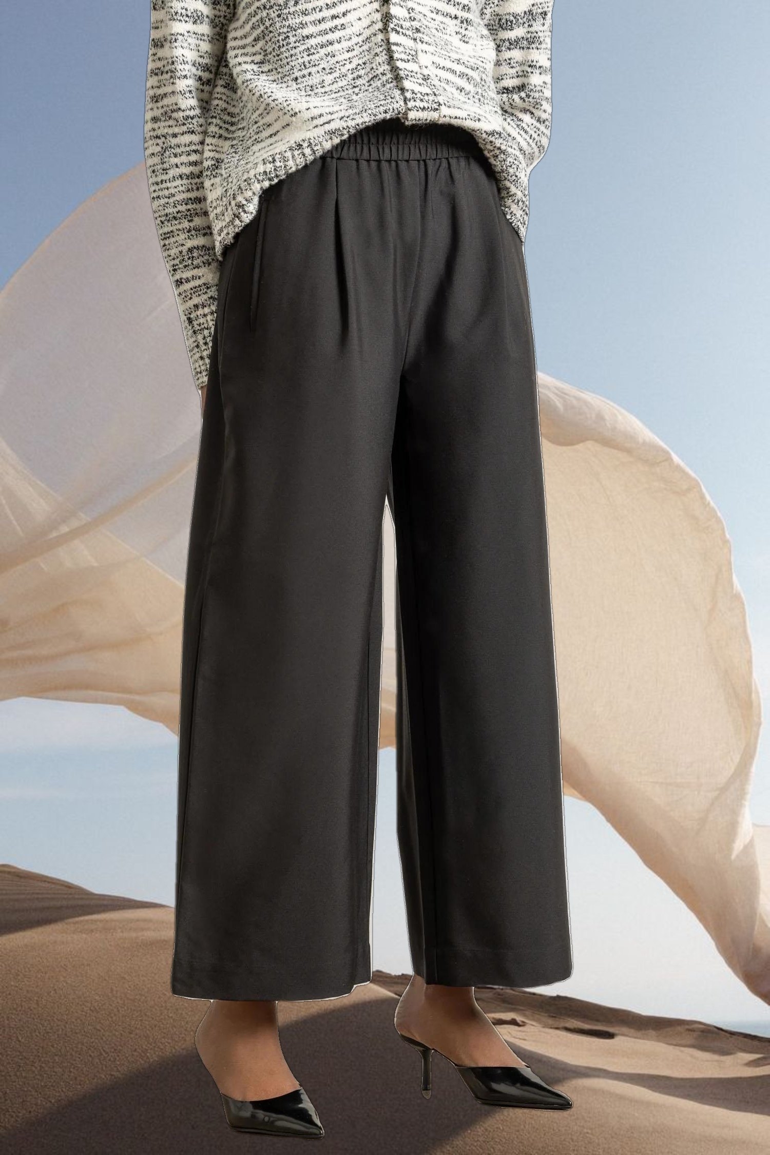 Wide Leg Pull On Pant