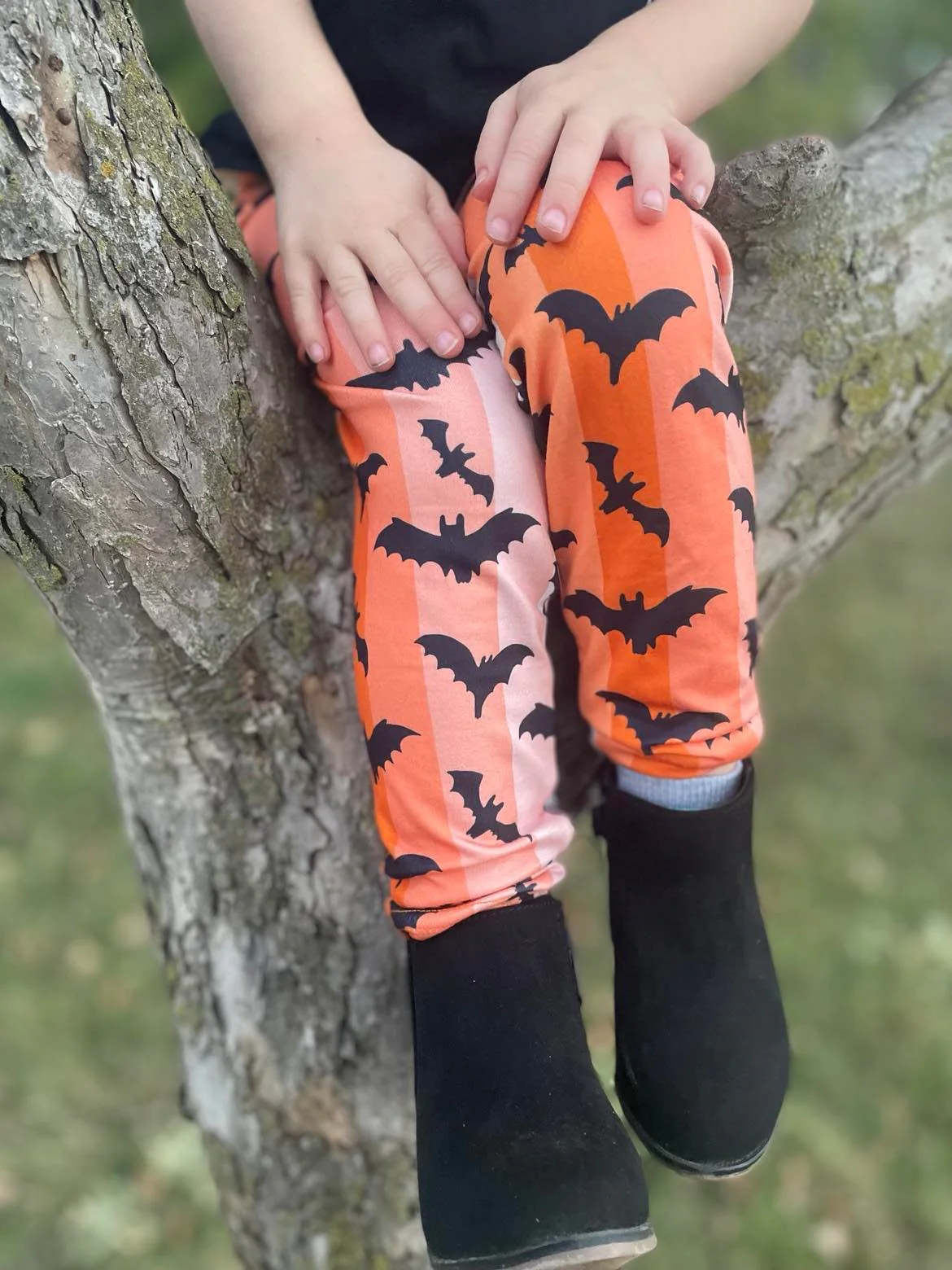 HALLOWEEN BATS LEGGINGS
