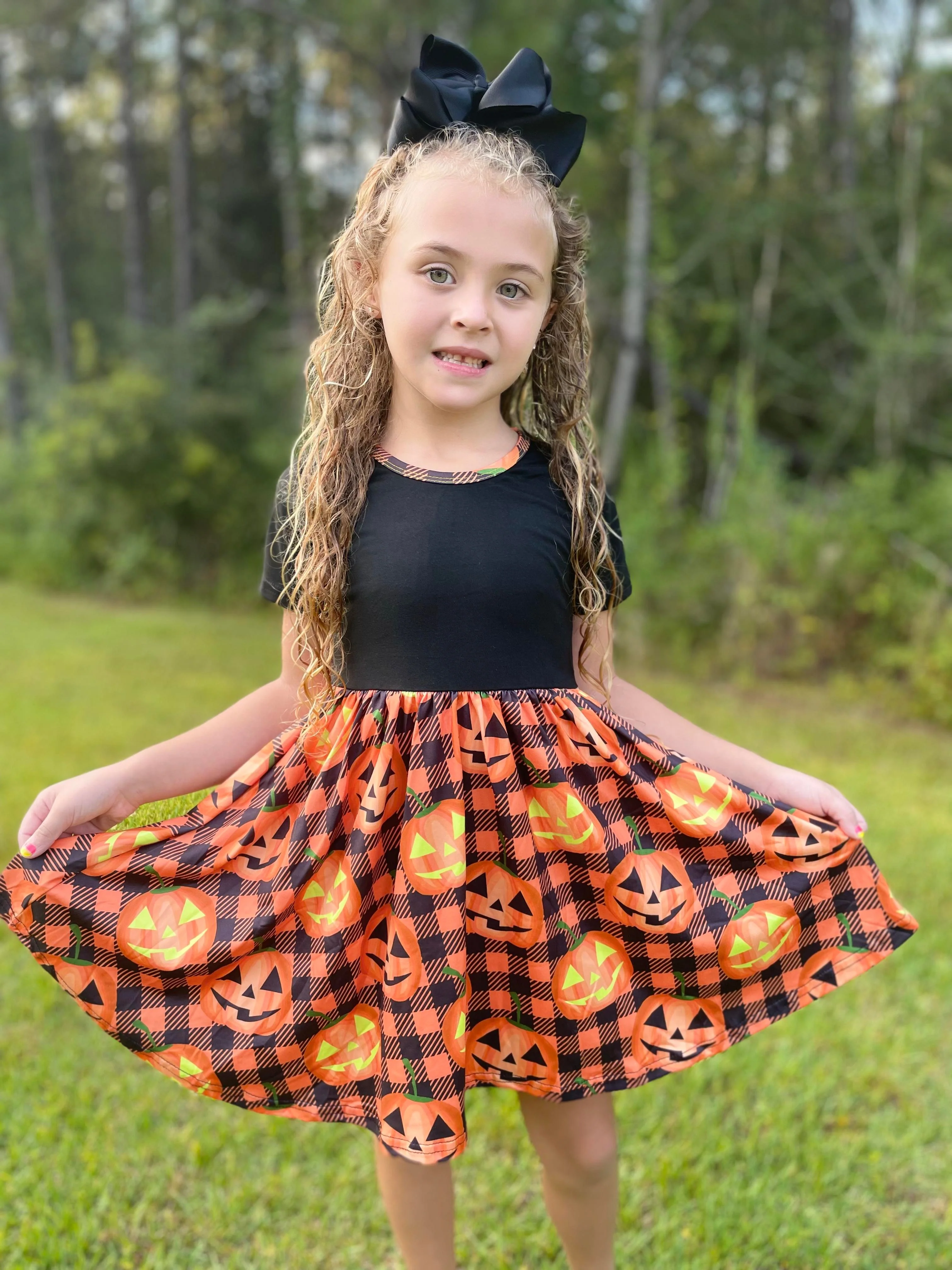 SPOOKY ORANGE PUMPKIN SHORT SLEEVES TWIRL DRESS (Copy)