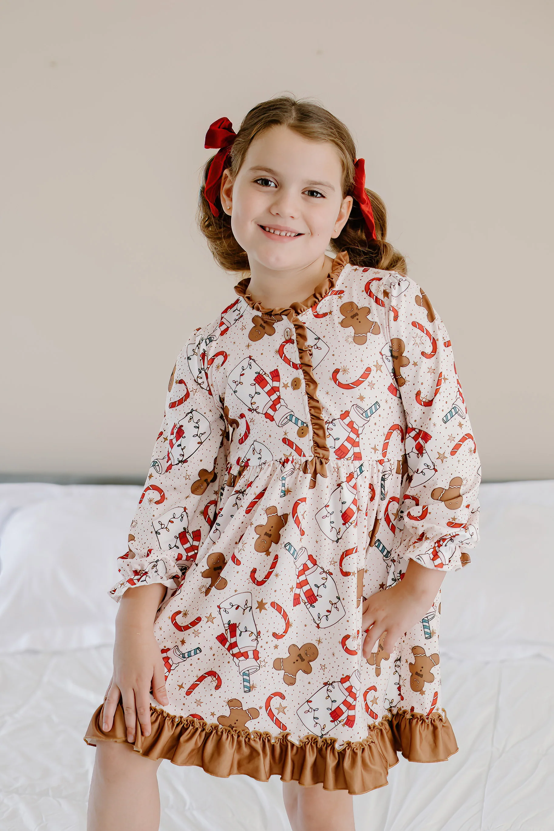 GINGERBREAD COOKIES & MILK LOUNGE GOWN