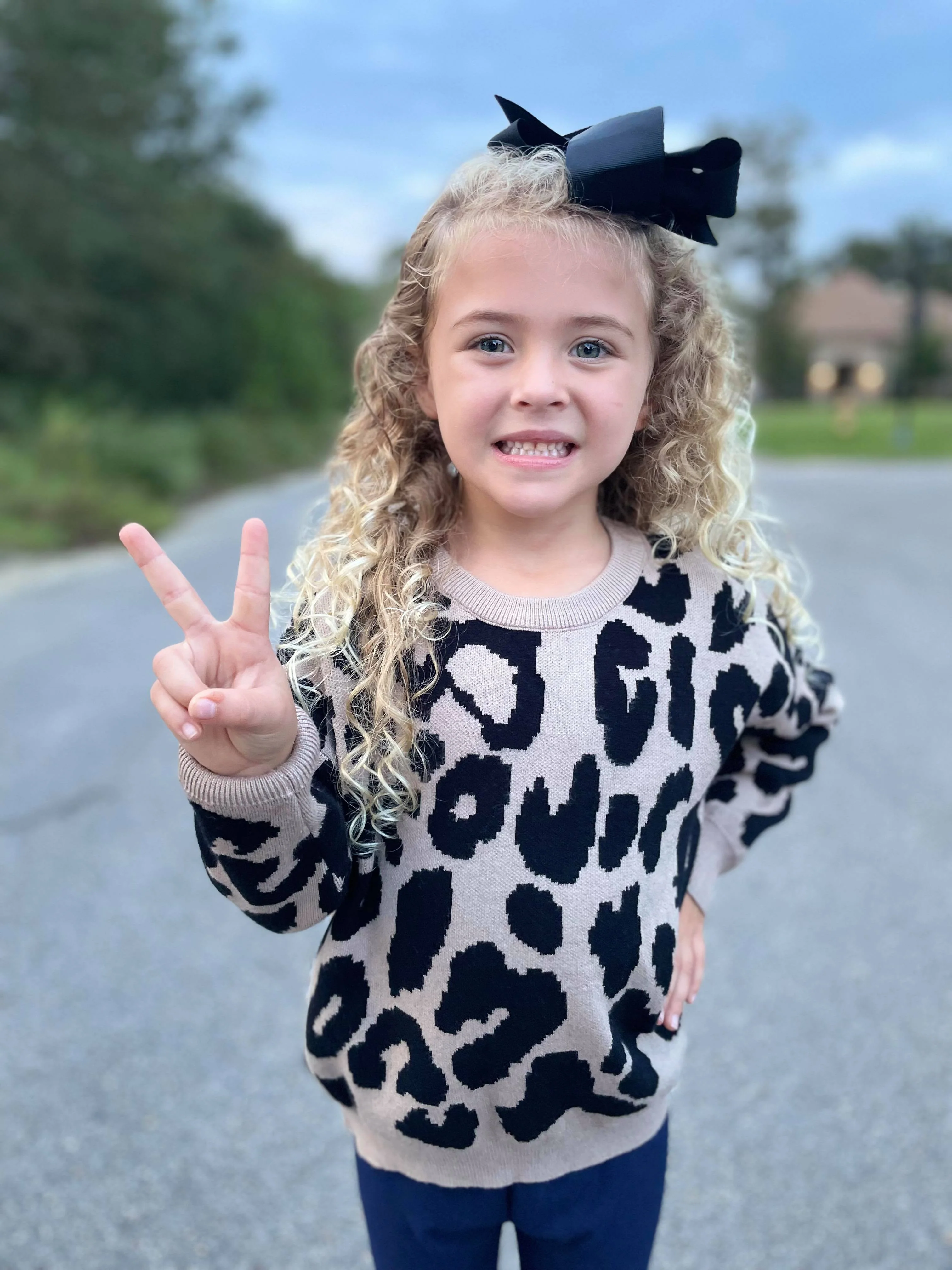 ANIMAL PRINT SWEATER - TAN