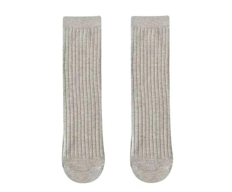 LIGHT GREY SOCKS
