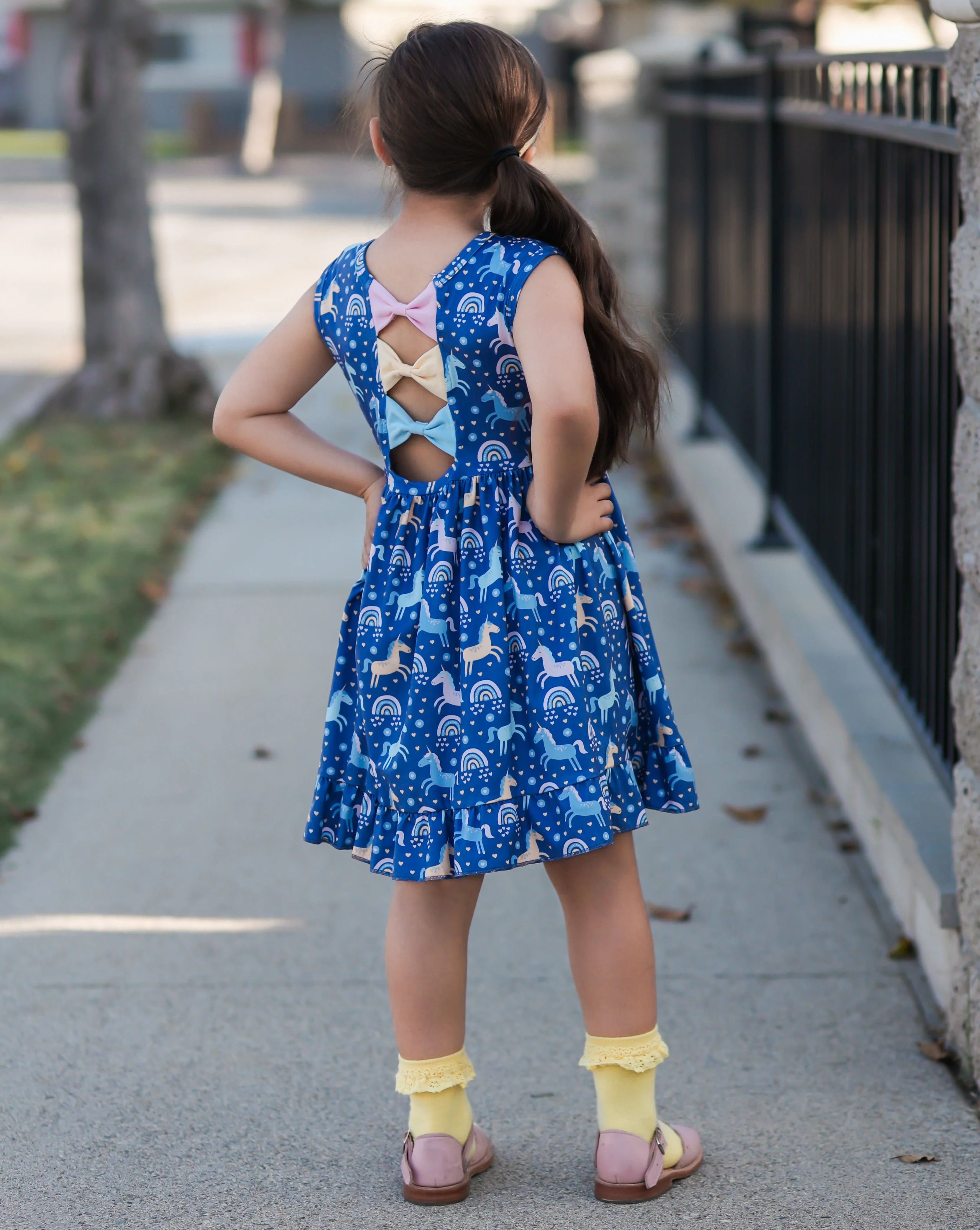 UNICORN BACK BOW DRESS