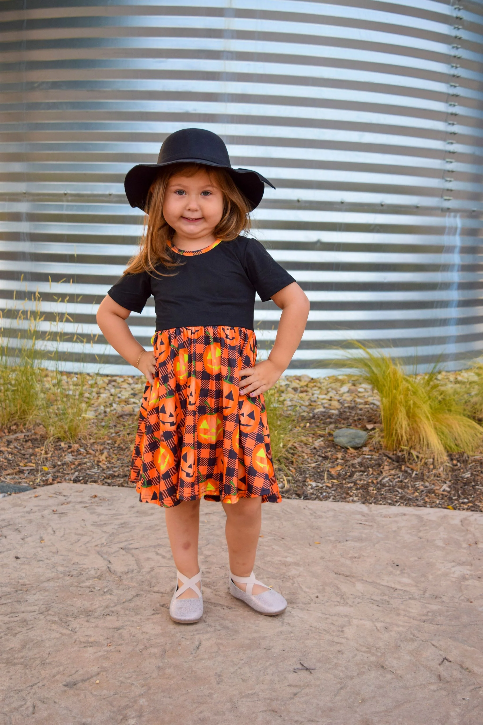 SPOOKY ORANGE PUMPKIN SHORT SLEEVES TWIRL DRESS (Copy)